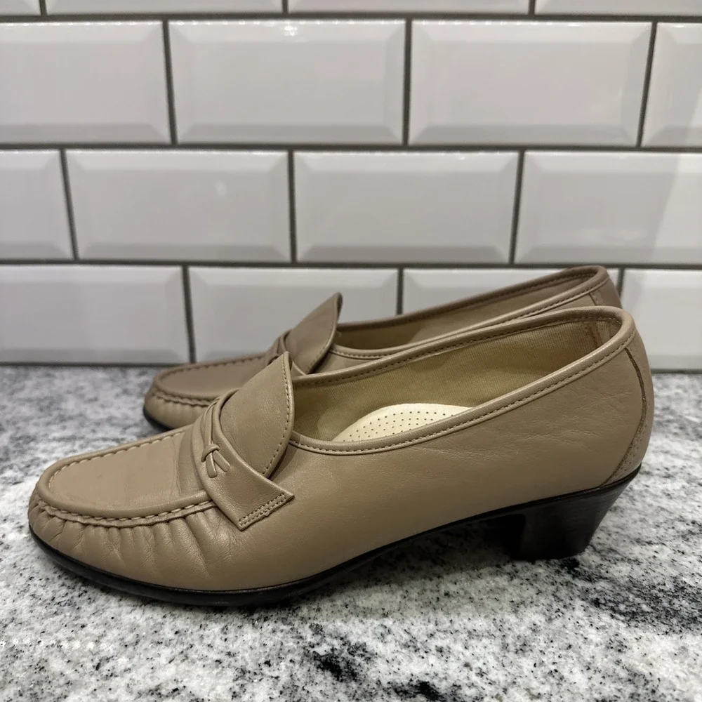 SAS Womens Easier Comfort Shoes Tripad Slip On Tan‎ Leather 9.5 M Heel 142375